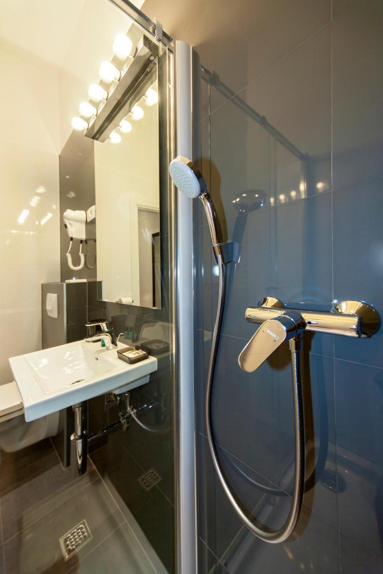 Priuli Luxury Rooms สปลิท ภายนอก รูปภาพ