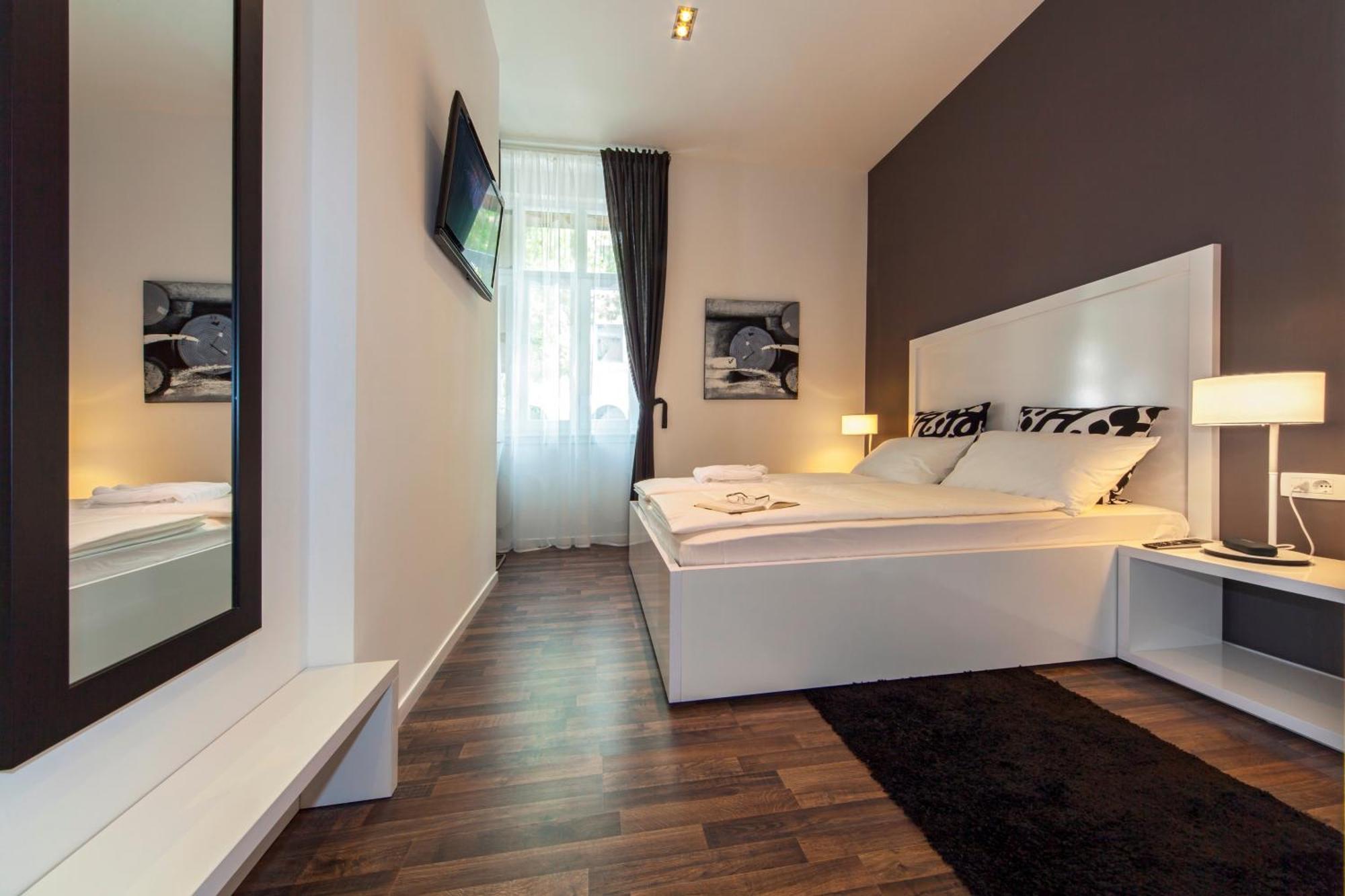 Priuli Luxury Rooms สปลิท ภายนอก รูปภาพ