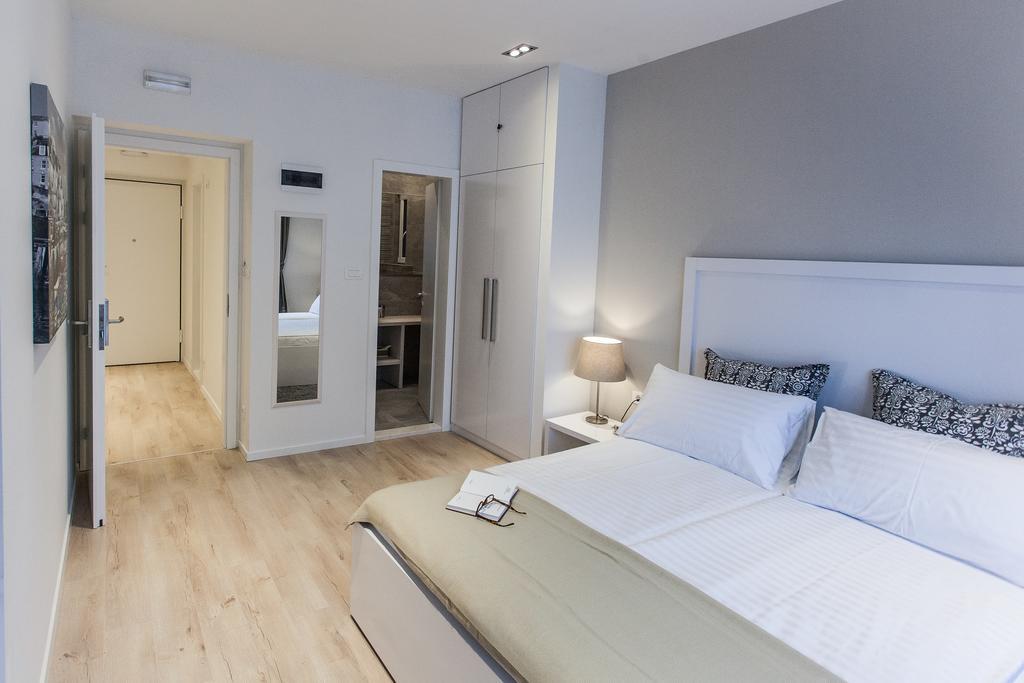 Priuli Luxury Rooms สปลิท ภายนอก รูปภาพ