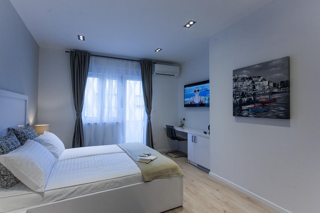Priuli Luxury Rooms สปลิท ภายนอก รูปภาพ